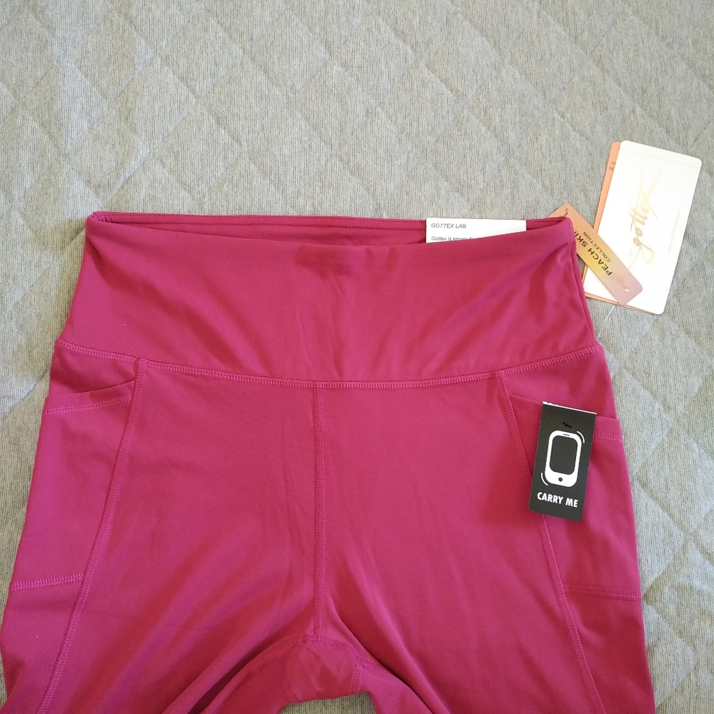 Gottex Inter-Luxe Limited Edition Capri Leggings - Picture 3 of 10